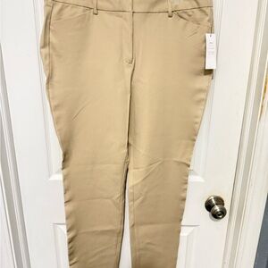 Liz Claiborne Emma Pants Slim Straight Mid-Rise Khaki Beige Sz 12 NEW Office